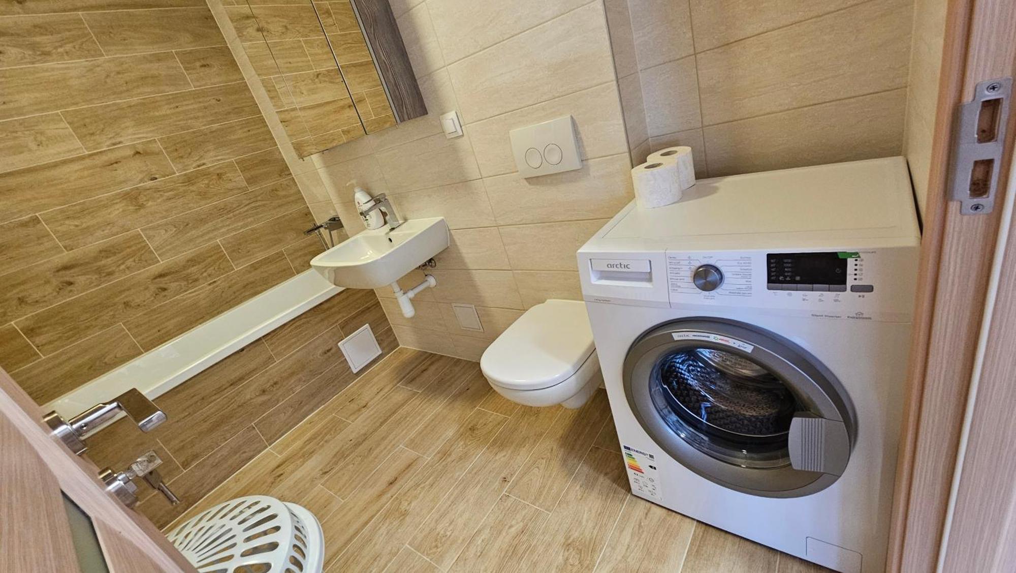 Goldmaurer Apartamento Târgu-Mureş Exterior foto